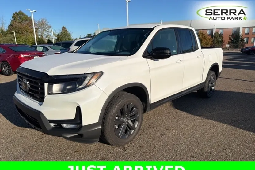2023 Honda Ridgeline Sport photo 1