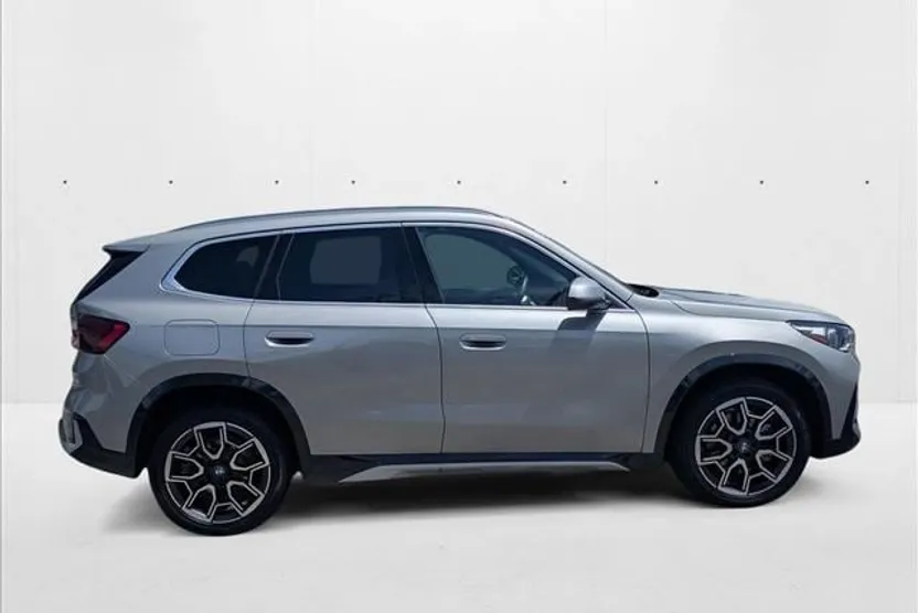 2023 Bmw X1 XDrive28i photo 1