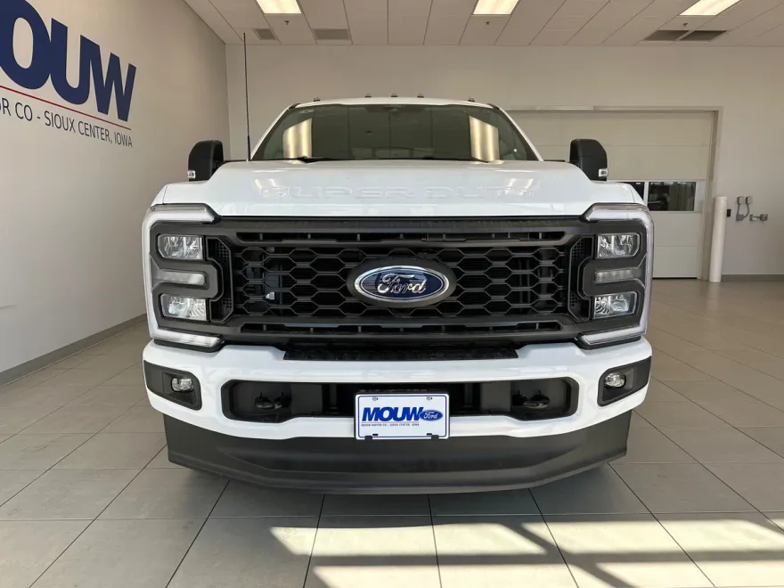 2026 Ford F-250 XL photo 1