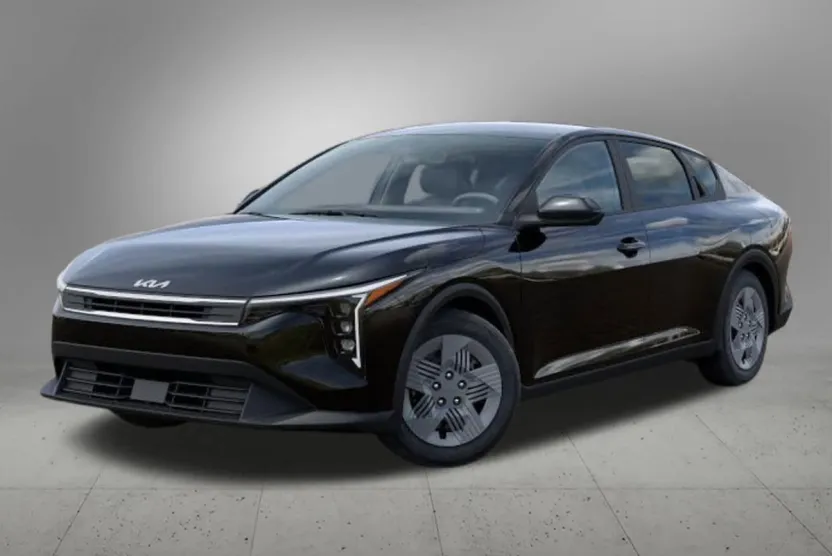 2025 Kia K4 LX photo 1
