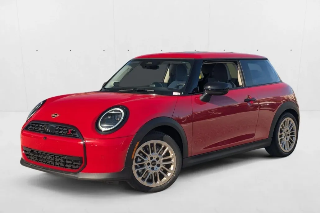 2025 Mini Cooper 2 Door Hardtop S Iconic photo 1