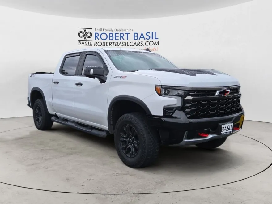 2022 Chevrolet Silverado 1500 ZR2 photo 1