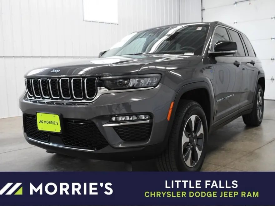 2023 Jeep Cherokee 4xe photo 1