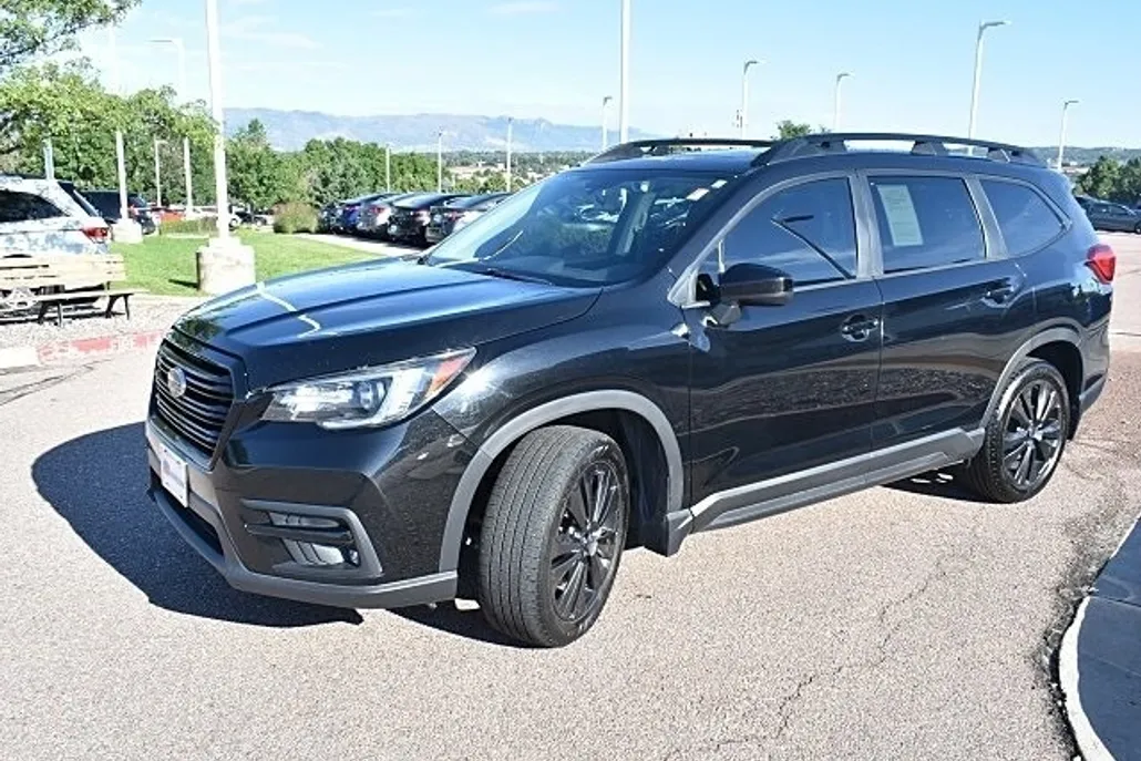 2022 Subaru Ascent Onyx Edition photo 1