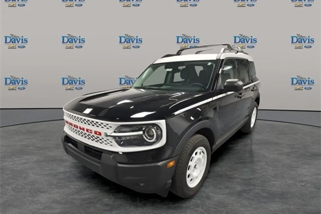 2025 Ford Bronco Sport Heritage photo 1
