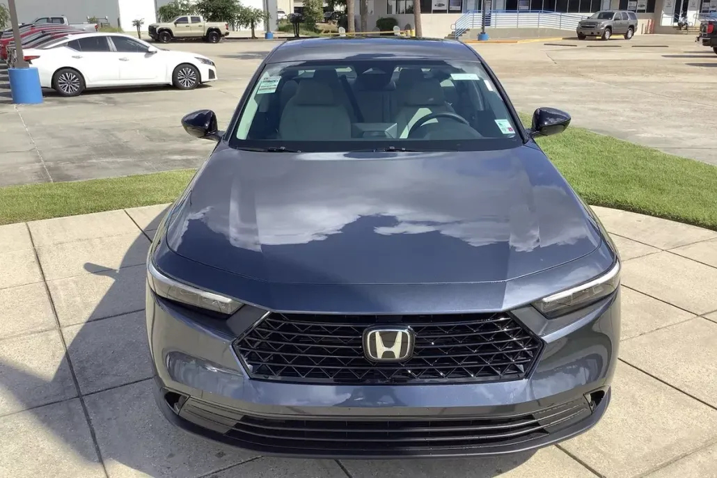 2025 Honda Accord SE photo 1