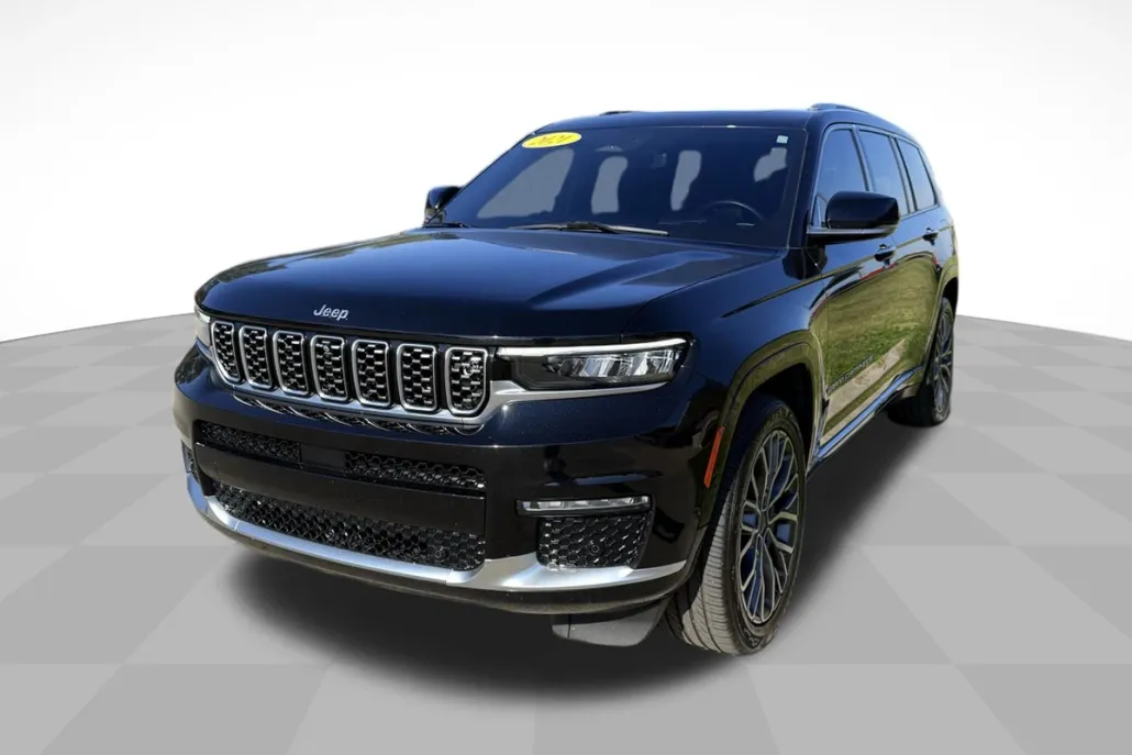 2021 Jeep Grand Cherokee L Summit Reserve photo 1