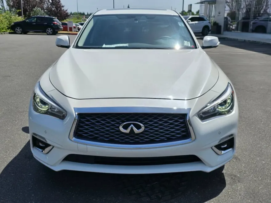 2024 Infiniti Q50 LUXE photo 1
