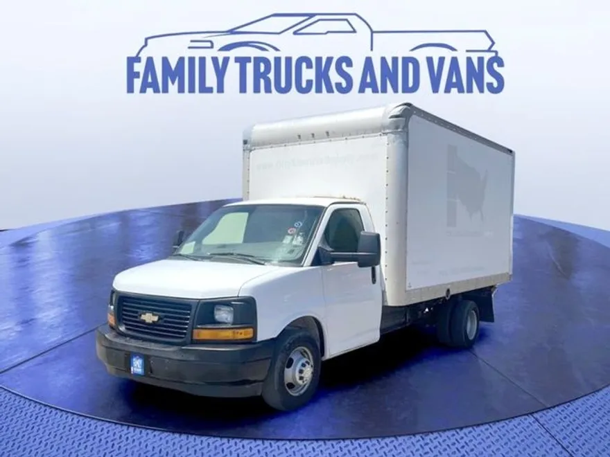 2015 Chevrolet Express 2500 Cargo photo 1