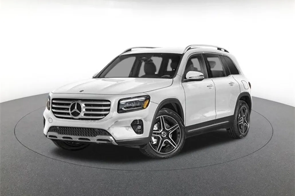 2025 Mercedes Benz GLB 250 4MATIC photo 1
