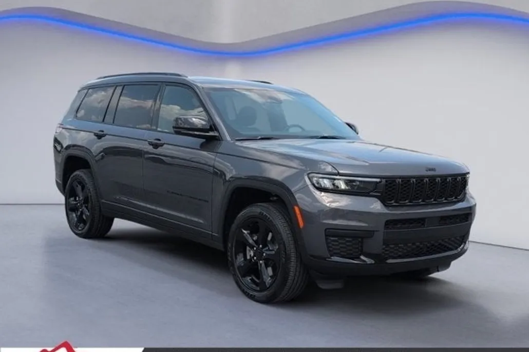 2025 Jeep Grand Cherokee Altitude X photo 1