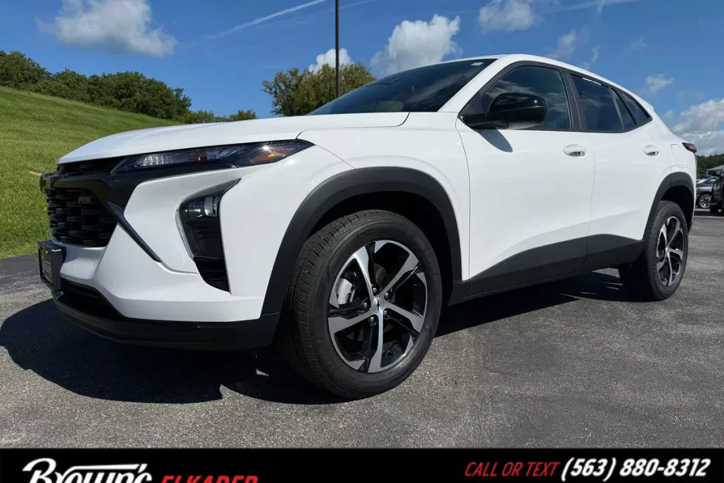 2024 Chevrolet Trax photo 1