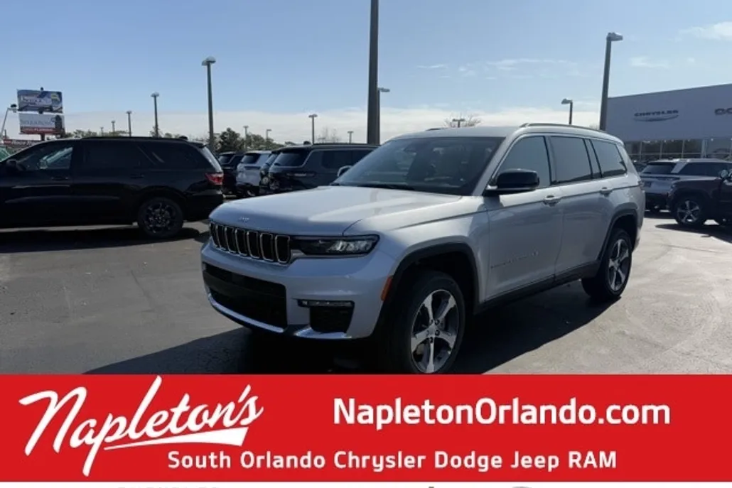 2025 Jeep Grand Cherokee Limited photo 1