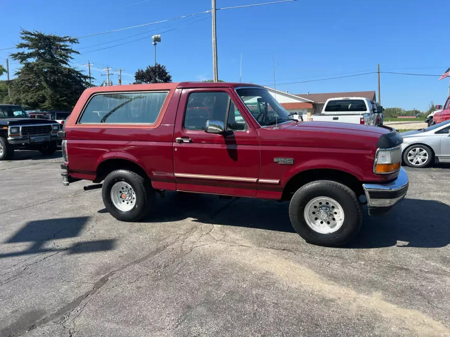 1993 Ford Bronco photo 1