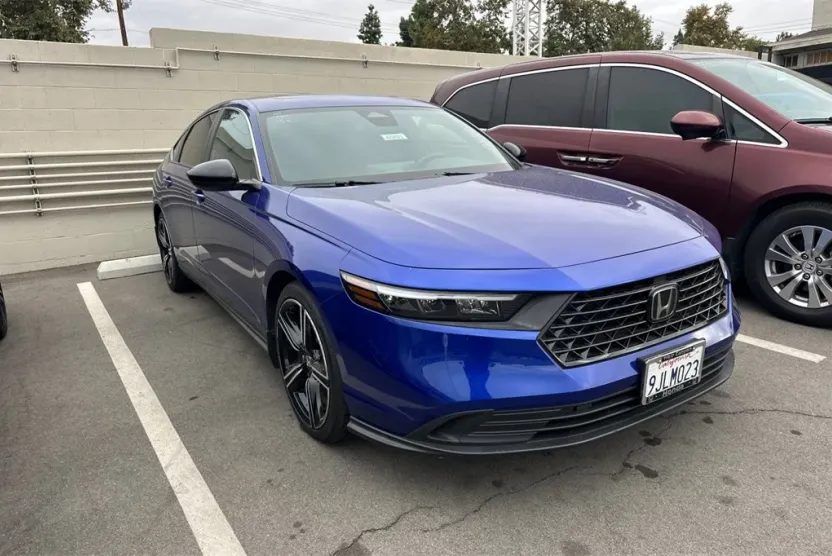 2023 Honda Accord Sport photo 1