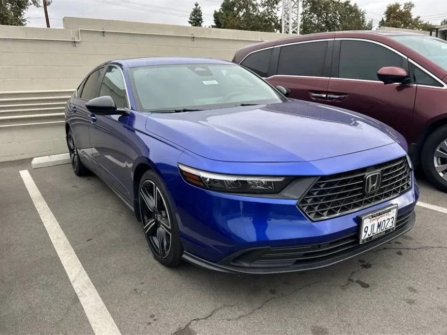 2023 Honda Accord Sport photo 1