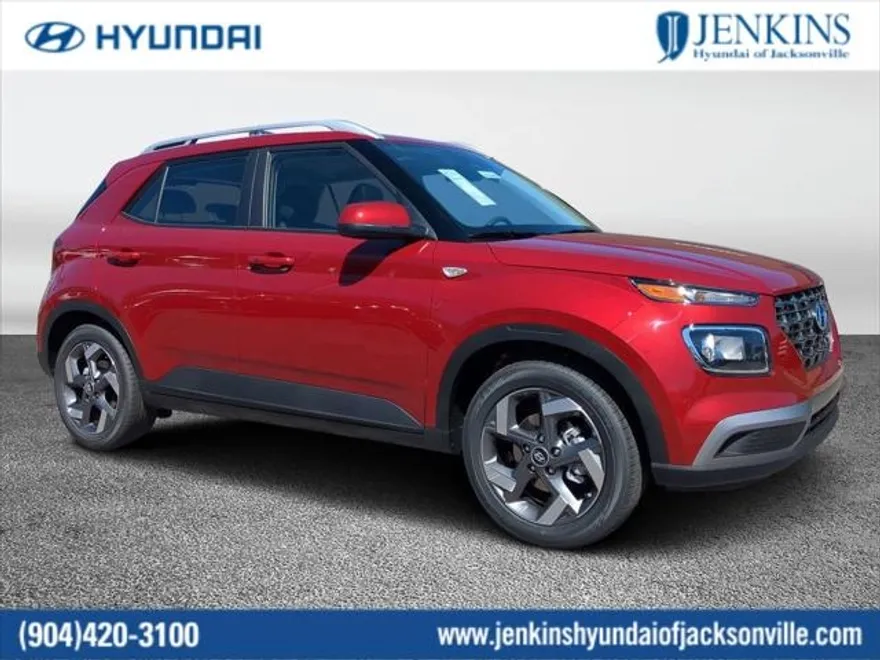 2025 Hyundai Venue SEL photo 1