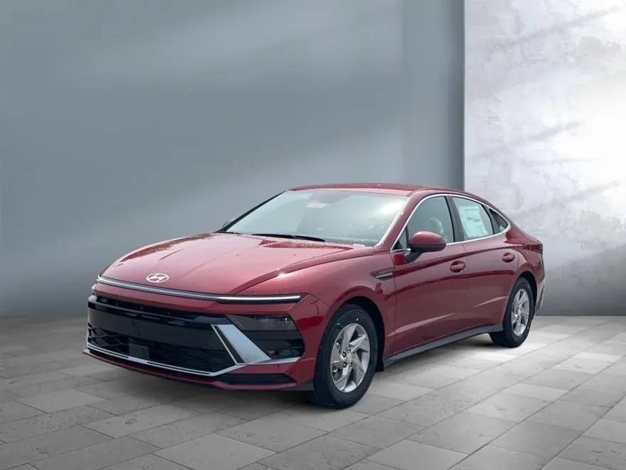 2025 Hyundai Sonata SE photo 1
