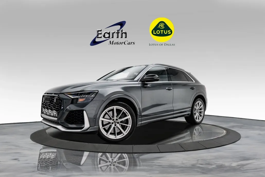 2022 Audi RS Q8 photo 1