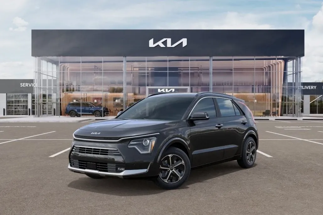 2025 Kia Niro SX photo 1