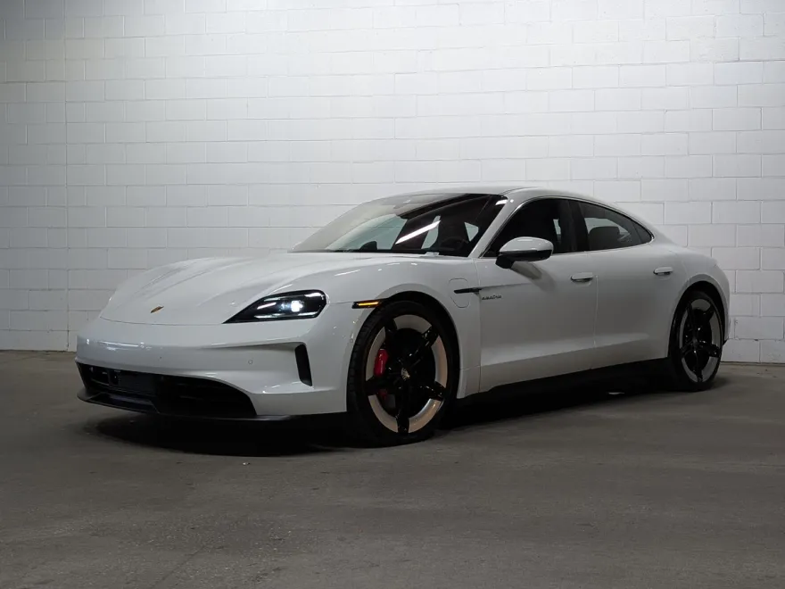 2025 Porsche Taycan 4S photo 1