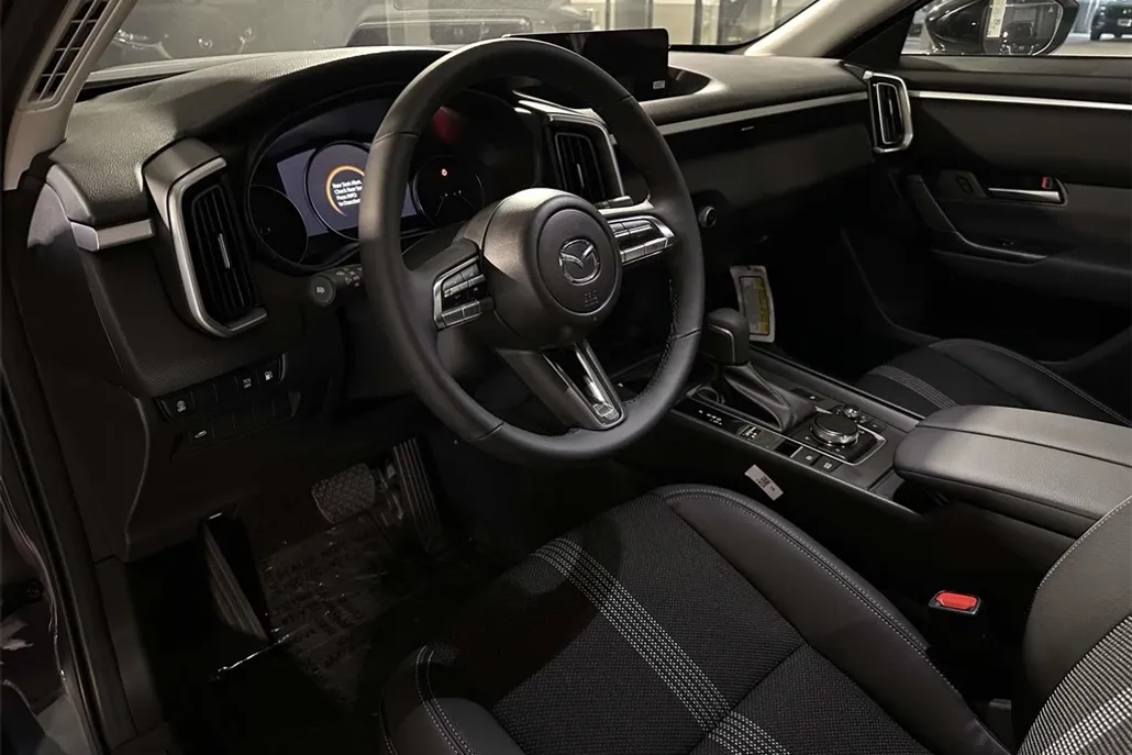 2025 Mazda CX-50 Preferred photo 1