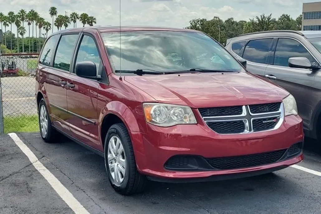 2014 Dodge Grand Caravan SE photo 1