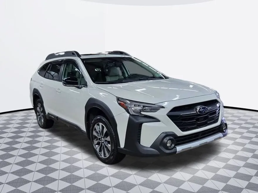 2023 Subaru Outback Limited XT photo 1