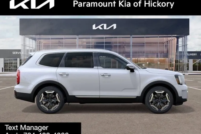2025 Kia Telluride S photo 1