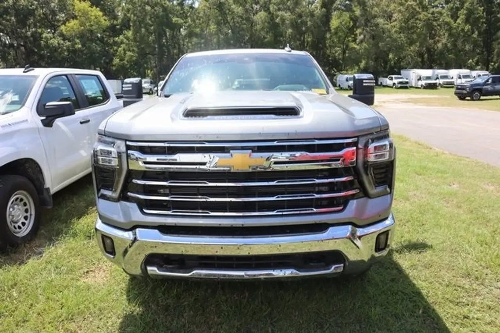 2024 Chevrolet Silverado 2500HD LTZ photo 1