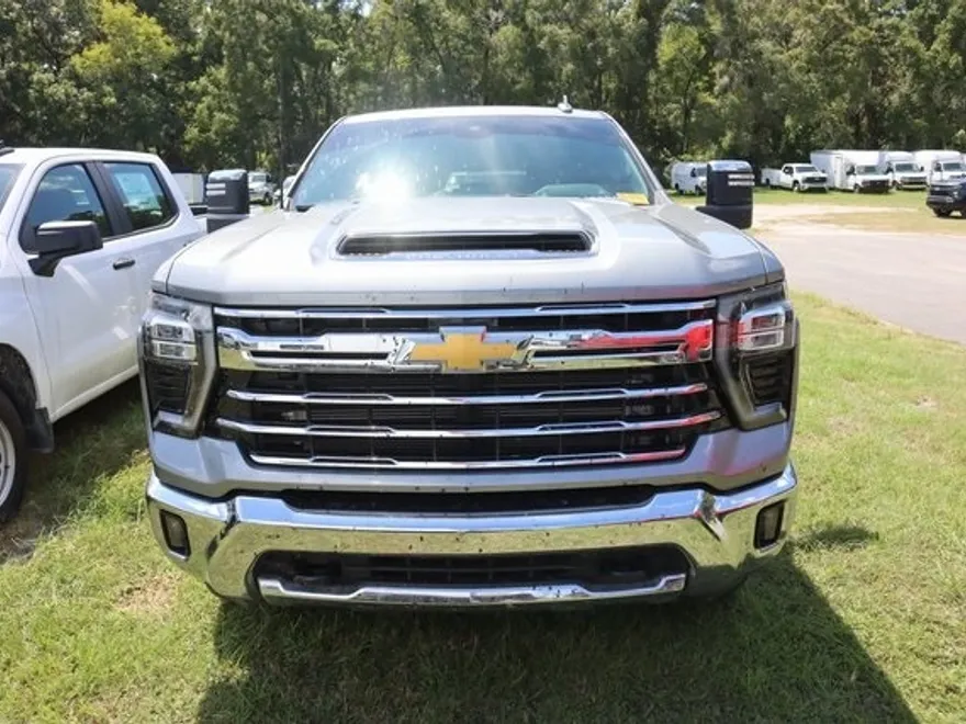 2024 Chevrolet Silverado 2500HD LTZ photo 1