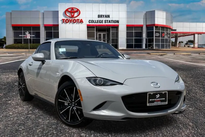 2025 Mazda MX-5 Miata Miata RF Grand Touring photo 1