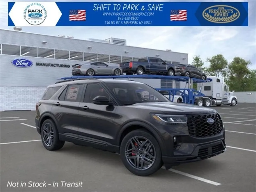 2025 Ford Explorer ST photo 1