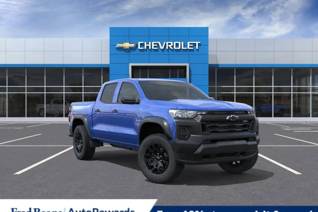 2025 Chevrolet Colorado Trail Boss photo 1