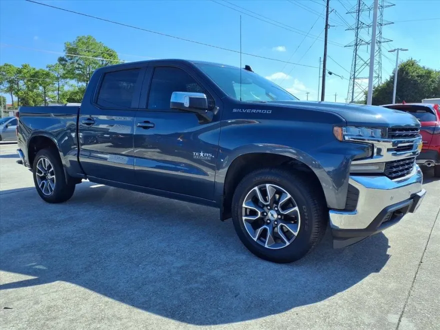2020 Chevrolet Silverado 1500 LT Texas Edition photo 1