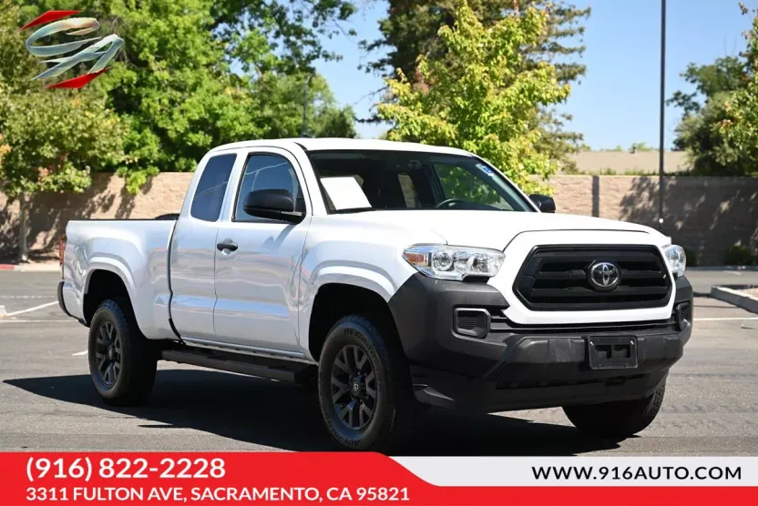 2022 Toyota Tacoma SR5 photo 1