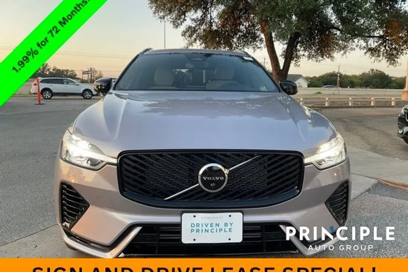 2026 Volvo XC60 T8 eAWD Plus photo 1