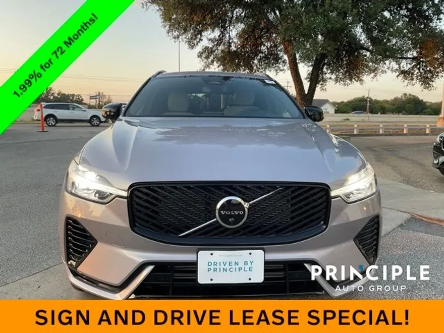 2026 Volvo XC60 T8 eAWD Plus photo 1