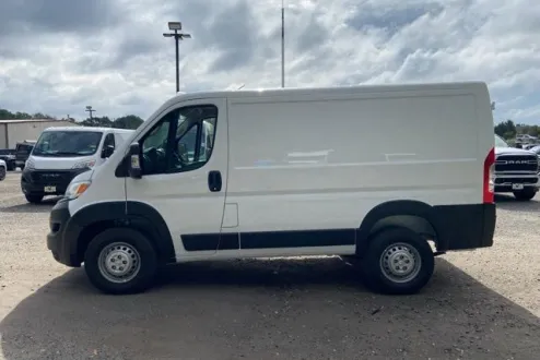 2024 Ram ProMaster 1500 photo 3