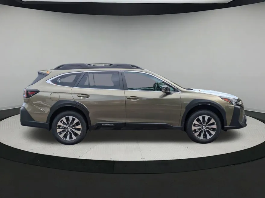 2025 Subaru Outback Limited photo 1