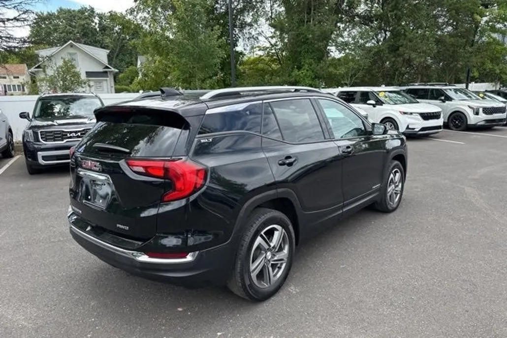 2021 Gmc Terrain SLT photo 1