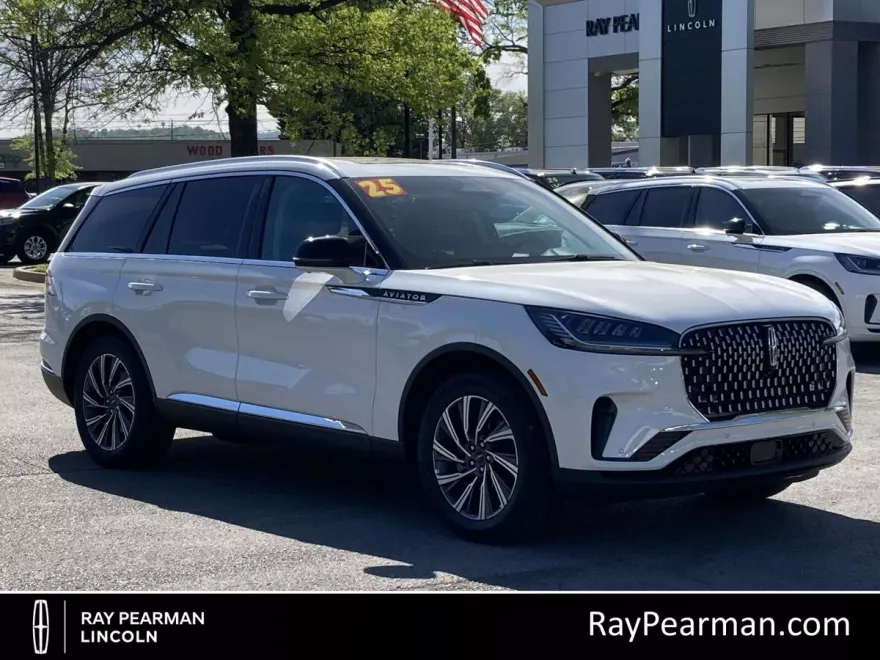 2025 Lincoln Aviator Premiere photo 1
