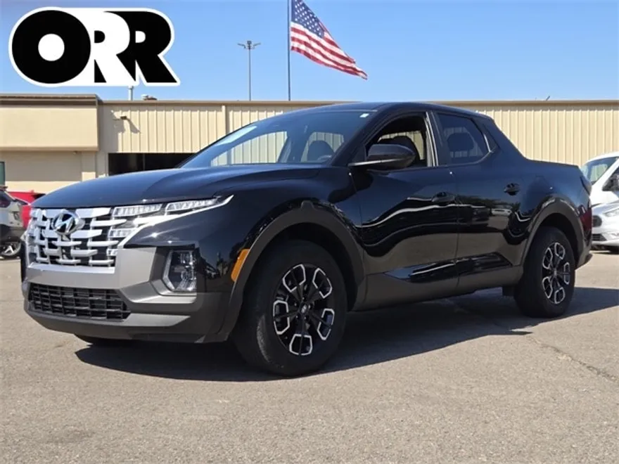 2024 Hyundai Santa Cruz SE photo 1