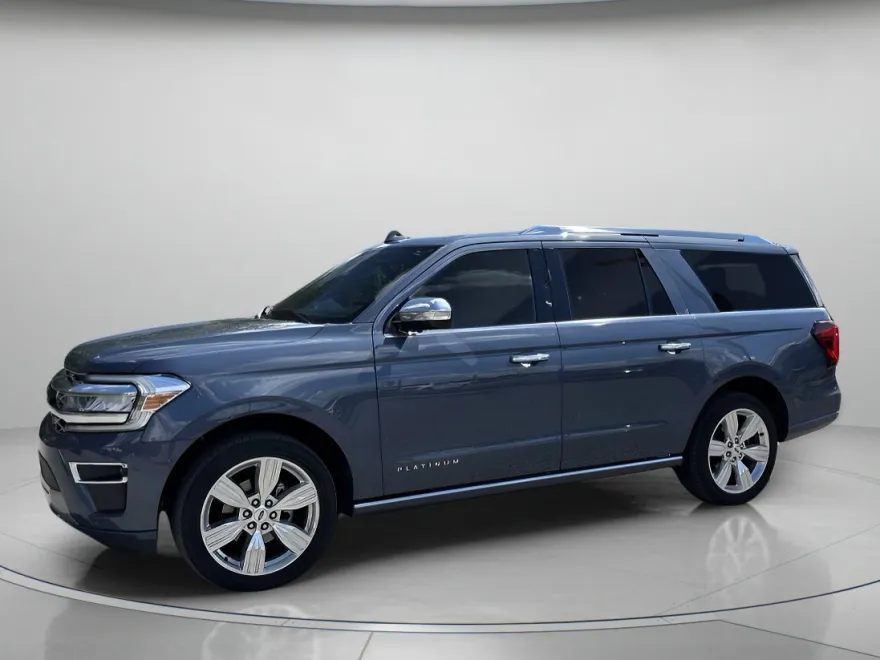 2022 Ford Expedition MAX Platinum photo 1