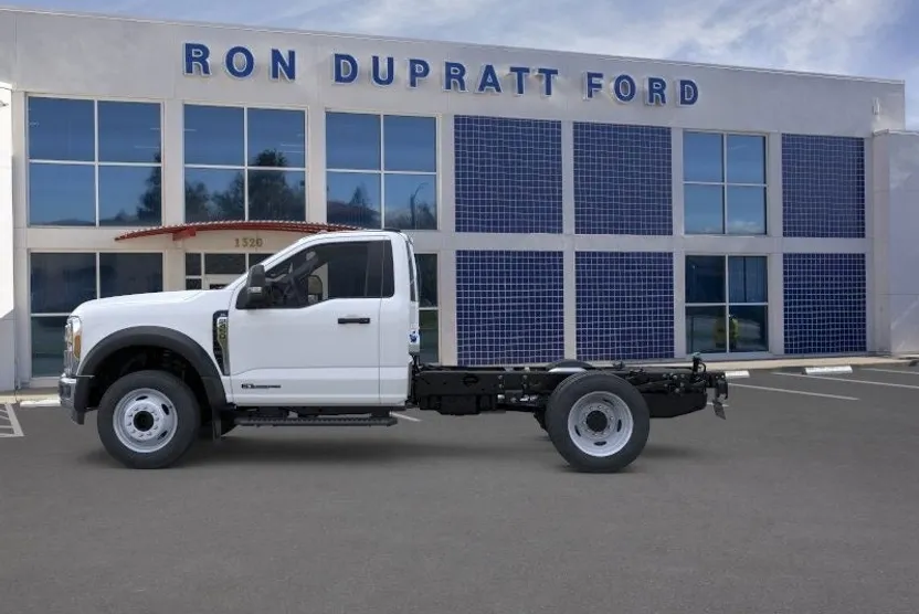 2026 Ford F-450 photo 1