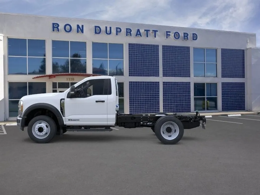 2026 Ford F-450 photo 1