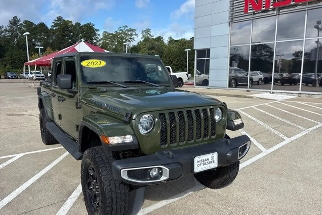 2021 Jeep Gladiator Sport photo 1