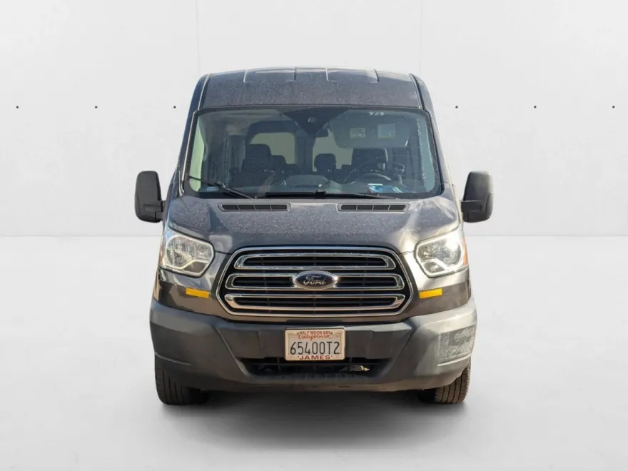 2017 Ford Transit XLT photo 1