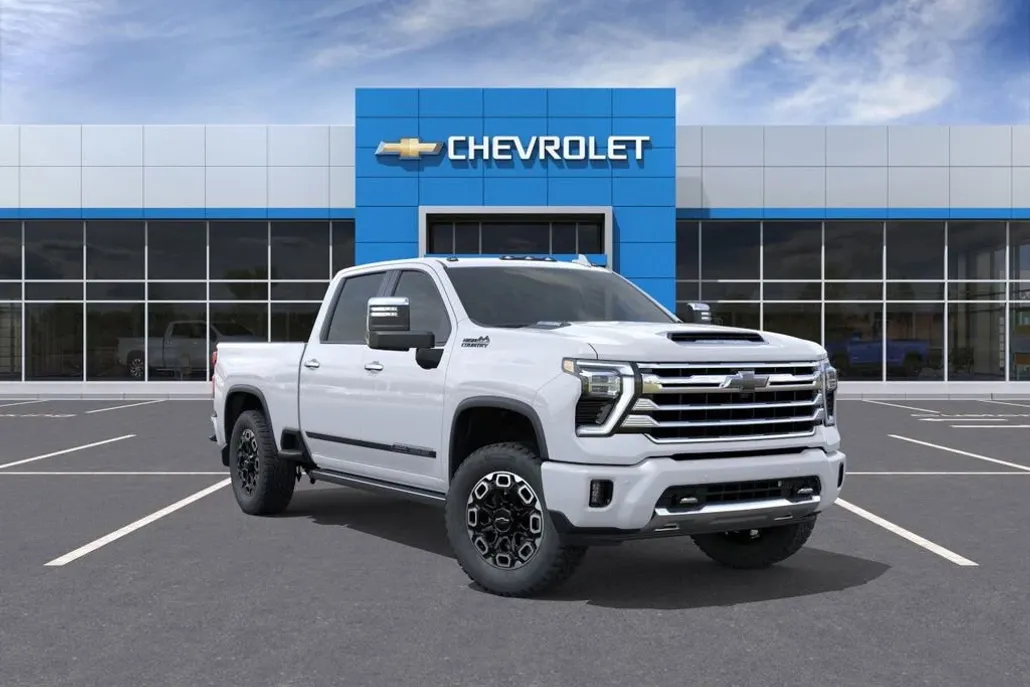 2025 Chevrolet Silverado 3500HD High Country photo 1