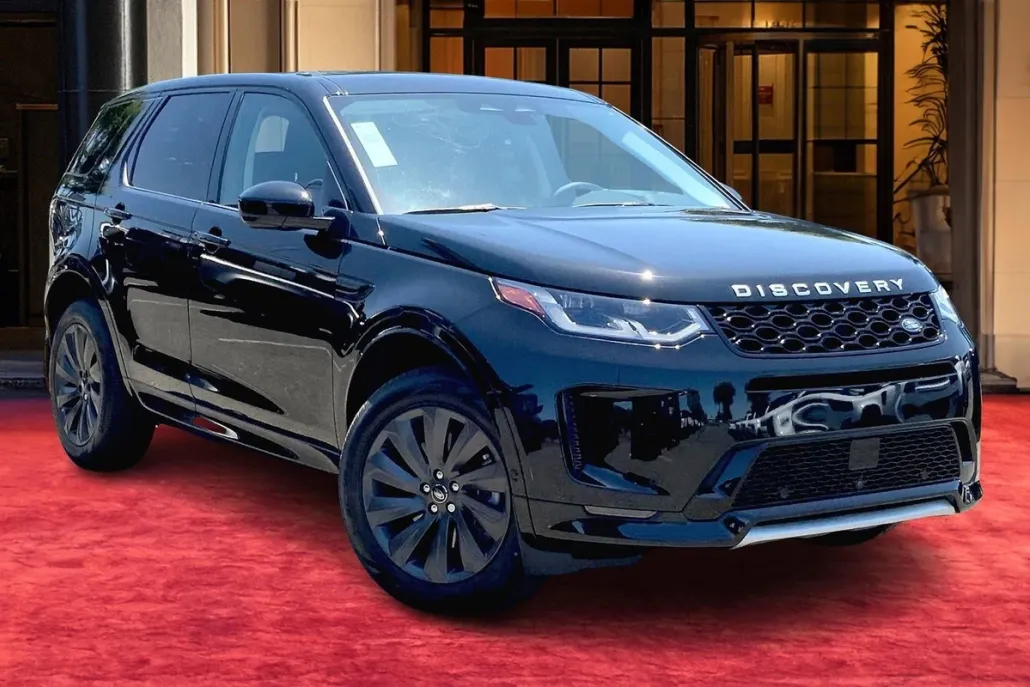 2025 Land Rover Discovery Sport S photo 1